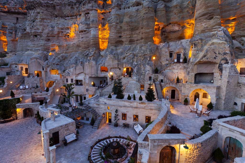 Kehidupan di Kota Bawah Tanah Cappadocia Melalui Fotografi